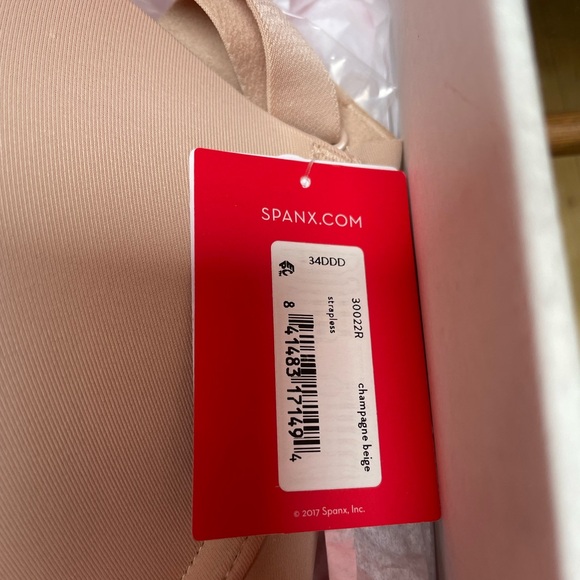 Spanx nude strapless bra in excellent condition. - Picture 3 of 4